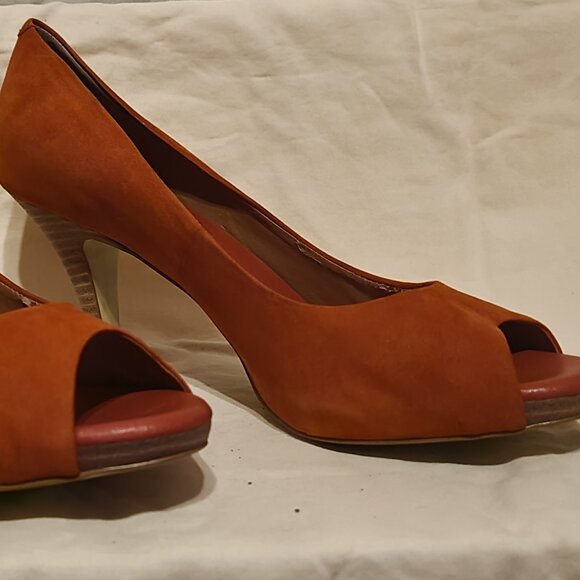 Banana Republic Orange Leather Open Toe Heel Size 7 1/2 - Picture 2 of 9